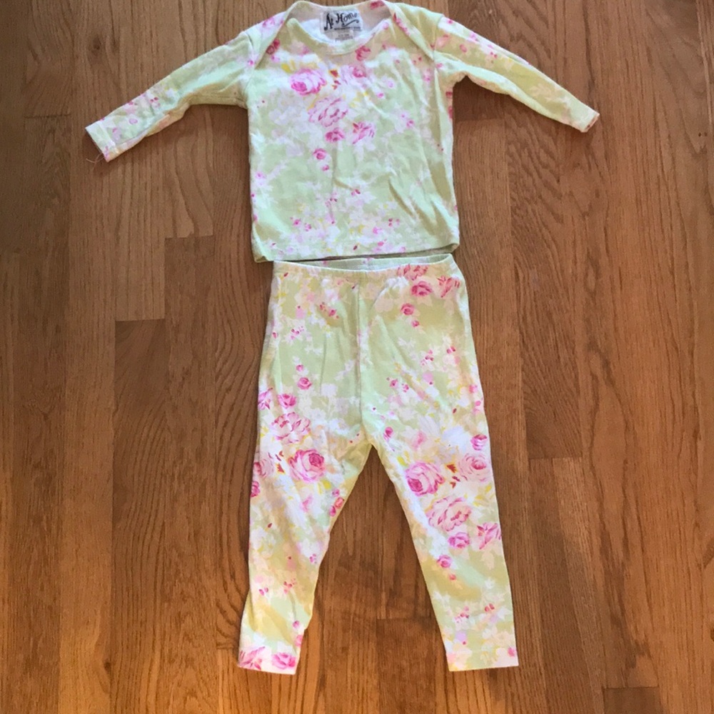 EUC Boutique Pajamas